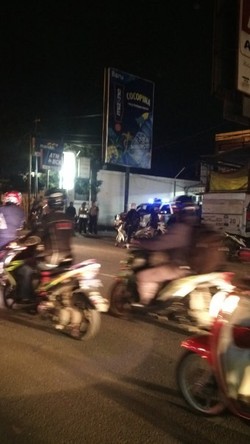 Adu Banteng Pulsar Vs Smash di Jl Raya Jakarta-Bogor, 1 Tewas