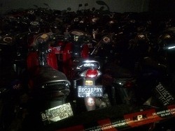 Diangkut Pakai Trailer, Ini Penampakan 31 Motor Sitaan KPK Terkait Kasus Akil