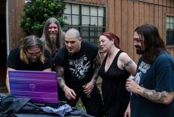 Down Telah Menyelesaikan Album Pendek Terbaru