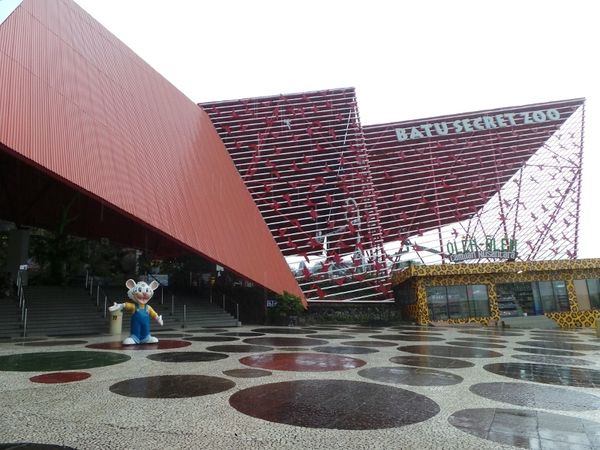 Libur Sekolah, Ayo ke Batu Secret Zoo!