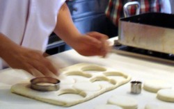 Saat Bikin Cronut Ada Sisa Adonan? Manfaatkan dengan Cara Ini