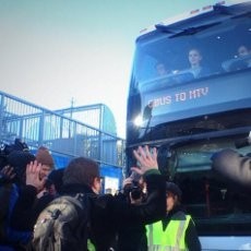 Jadi Sasaran Demo, Kaca Bus Google Pecah