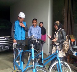 100 Hari Kerja, Pagi-pagi Ridwan Kamil Sudah Dapat Curhat dari Warga 