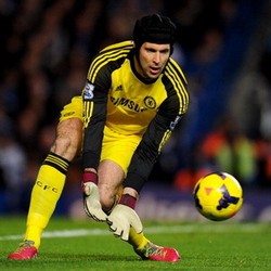 Cech Tak Risaukan Kembalinya Courtois ke Chelsea