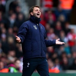 Sherwood Dapat Dukungan untuk Bangkitkan Spurs