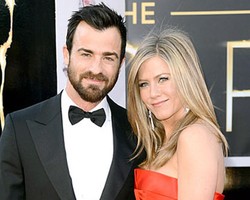 6 Pasangan Selebriti Hollywood Paling Romantis di 2013