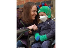 4 Bulan Diisolasi karena Tak Punya Imun, Bocah Ini Akhirnya Ketemu Keluarga