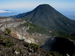 Pendaki Remaja Meninggal di Gunung Gede, Ini Imbauan Bagi Pemula