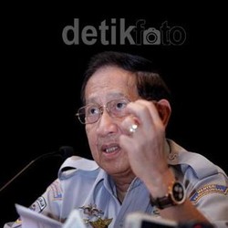 Menhub: Merpati Jangan Dibubarkan, Kita Tolonglah Bersama-sama