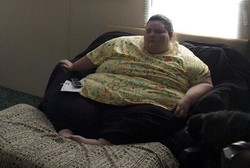 Kisah Wanita Super Gemuk Berbobot 303 Kg yang Tak Bisa Ganti Baju Sendiri