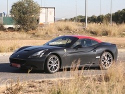 Inikah Penerus Ferrari California?