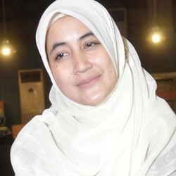 Butik Uje Masih Diminati, Pipik Berencana Buka Cabang