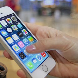 Terlalu Ngatur Harga iPhone, Apple Didenda Rp 8 Miliar