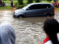 Banjir Rendam Kawasan Industri Jababeka II