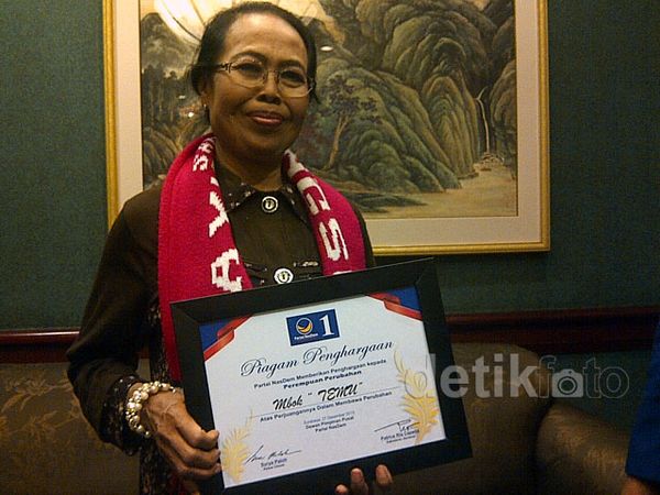 NasDem Peduli Perempuan Perkasa