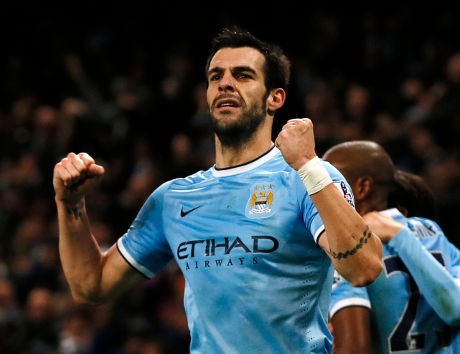 Negredo Tajam di Etihad