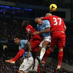 Zabaleta Nilai Liverpool Bermain Seperti Penantang Juara