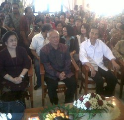 Nyapres Bareng Jokowi? Megawati: Sabar Saja