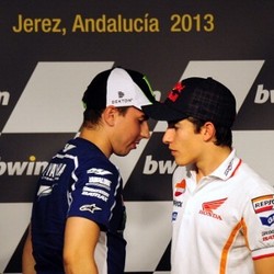 Salah Satu Episode Rivalitas Sengit Marquez dan Lorenzo