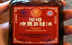 Rice Wine Ini Terbuat dari Penis Rusa dan Anjing Laut!