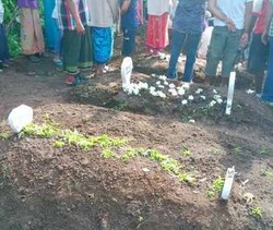 Tujuh Korban Tabrakan Maut di Probolinggo Dimakamkan Berdampingan Pagi Ini