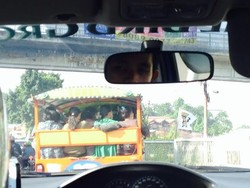 Sempat Ditertibkan, Mobil Odong-odong Kembali ke Jalan