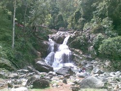 Air Terjun Suhom Nan Segar dari Aceh Besar