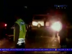 Truk Tangki Tabrak Angkot, 5 Tewas