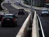JLNT Kampung Melayu-Tanah Abang Mulai Beroperasi