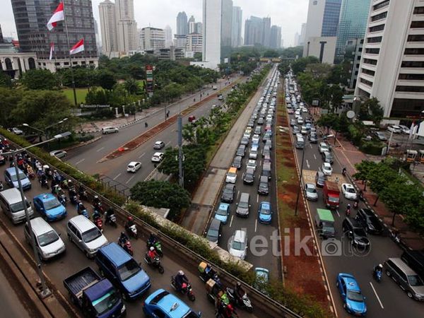 Macet Akhir Tahun