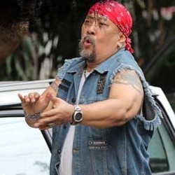 Indro Warkop Terjebak dalam Skema Perampokan Comic 8