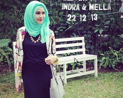 Hijab Style: Tampil Kasual ala Zaskia Adya Mecca