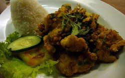 Billiechick: Chicken Kemangi dan Choco Rafael Cake di Restoran Serba Ada