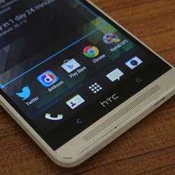 Ponsel HTC & LG Dipercantik dengan Batu Safir