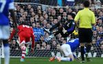 Everton Atasi Southampton 2-1