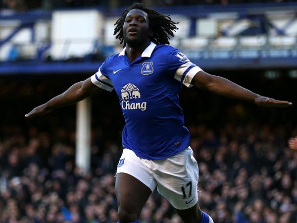 Everton Atasi Southampton 2-1