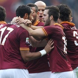 Pjanic: Juve Tim Kuat, tapi Roma Tidak Takut