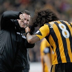 Tentang Perayaan Gol Potong Rambut ala Tom Huddlestone