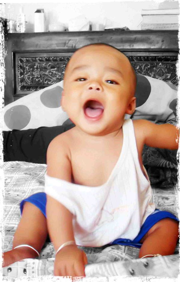 Gede Gunawijaya Kusuma, 8 Bulan, Lelaki