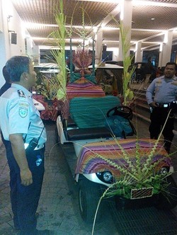 Jokowi,Kapolda dan Pangdam akan Konvoi Pakai Mobil Golf Hias ke HI