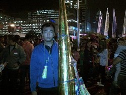 Wow! Ada Terompet Raksasa Sepanjang 2 Meter yang Dijual di HI