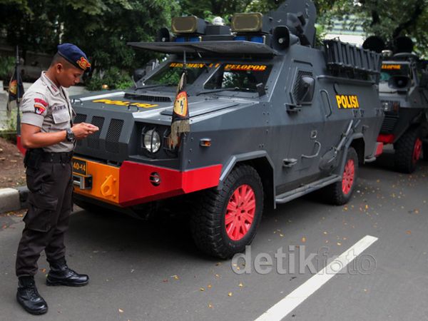 Rantis Disiagakan di Bundaran HI