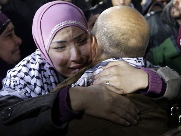 Israel Bebaskan Tahanan Palestina