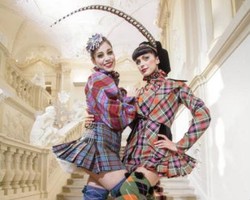 Ketika Kostum Balerina Bergaya Punk