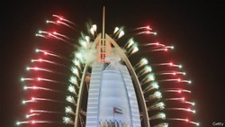 Kota Dubai Pecahkan Rekor Kembang Api di Malam Tahun Baru