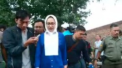 Kunjungi Markas Teroris Ciputat, Airin Janji Evaluasi Data Penduduk