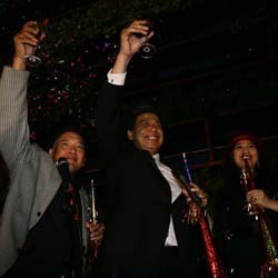 Trans Studio Persembahkan Pesta Kembang Api Terlama di Tahun Baru 2014