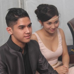 Ditanya Soal Al, Ariel Tatum Malu-malu