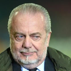 Napoli Tak Akan Sembarangan Beli Pemain di Bursa Januari