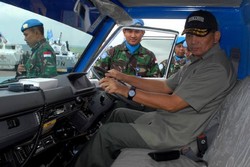 Temui Abraham Samad, Wamenhan Sjafrie Sjamsoeddin Datangi KPK